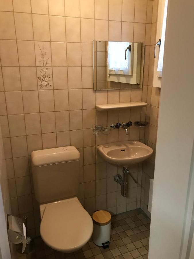Simple Studio 36M2 In The Center Of Burgdorf Private Parking Small Bathroom Dış mekan fotoğraf